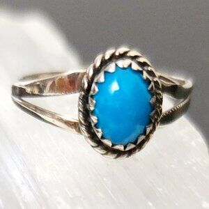 Vintage Native American Handmade Sterling Silver Braided Turquoise Ring Size 7